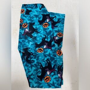 Lularoe Girls L/XL leggings.  Headless horseman print. USED normal wear.